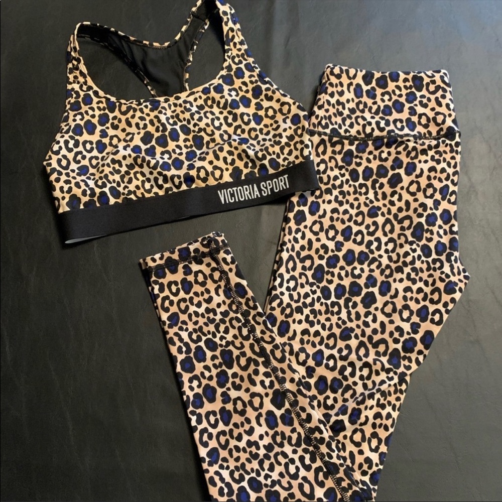 Victoria’s Secret legging and sports bra